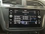 Volkswagen Tiguan 1.5 TSI Life Business Trekhaak Navigatie Parkeersensoren DAB+ Climate Control