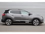 Citroën C5 Aircross 1.6 PURETECH 180PK SHINE AUTOMAAT / NAVI / LEDER / CLIMA / FULL-LED / PDC / 19" LMV / CAMERA / KEYLESS / PANO. DAK / ADAPT. CRUISE / AFN. TREKHAAK / 1500KG TREKGEWICHT / NIEUWSTAAT !!