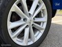 Nissan Qashqai 1.2 Premier Edition | Line Assist | NAV | Camera | Trekhaak | Cruise & Climate Control | LM Velgen | Nette Auto!
