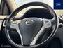 Nissan Qashqai 1.2 Premier Edition | Line Assist | NAV | Camera | Trekhaak | Cruise & Climate Control | LM Velgen | Nette Auto!