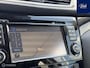 Nissan Qashqai 1.2 Premier Edition | Line Assist | NAV | Camera | Trekhaak | Cruise & Climate Control | LM Velgen | Nette Auto!