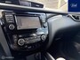 Nissan Qashqai 1.2 Premier Edition | Line Assist | NAV | Camera | Trekhaak | Cruise & Climate Control | LM Velgen | Nette Auto!