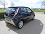Toyota Aygo 1.0 VVT-i 69pk 5D x-play Trekhaak LM-Velgen met 4 Seizoenebanden Achteruitrijcamera 22006 km