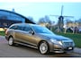 Mercedes-Benz E-klasse Estate 200 CGI Aut 184Pk Avantgarde Full Option 1e Eigenaar Top Staat Champagne kleur YoungTimer Led pakket