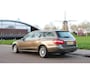 Mercedes-Benz E-klasse Estate 200 CGI Aut 184Pk Avantgarde Full Option 1e Eigenaar Top Staat Champagne kleur YoungTimer Led pakket