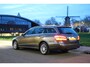 Mercedes-Benz E-klasse Estate 200 CGI Aut 184Pk Avantgarde Full Option 1e Eigenaar Top Staat Champagne kleur YoungTimer Led pakket