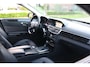 Mercedes-Benz E-klasse Estate 200 CGI Aut 184Pk Avantgarde Full Option 1e Eigenaar Top Staat Champagne kleur YoungTimer Led pakket