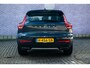 Volvo XC40 2.0 T4 Inscription | Panoramadak | Lederen bekleding | Adaptive cruise control | Stoelverwarming | Climate control | Keyless | Parkeersensoren voor + achter | Achteruitrijcamera | Navigatie | Apple Carplay / Android Auto |