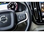 Volvo XC40 2.0 T4 Inscription | Panoramadak | Lederen bekleding | Adaptive cruise control | Stoelverwarming | Climate control | Keyless | Parkeersensoren voor + achter | Achteruitrijcamera | Navigatie | Apple Carplay / Android Auto |