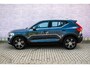 Volvo XC40 2.0 T4 Inscription | Panoramadak | Lederen bekleding | Adaptive cruise control | Stoelverwarming | Climate control | Keyless | Parkeersensoren voor + achter | Achteruitrijcamera | Navigatie | Apple Carplay / Android Auto |
