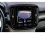 Volvo XC40 2.0 T4 Inscription | Panoramadak | Lederen bekleding | Adaptive cruise control | Stoelverwarming | Climate control | Keyless | Parkeersensoren voor + achter | Achteruitrijcamera | Navigatie | Apple Carplay / Android Auto |