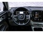 Volvo XC40 2.0 T4 Inscription | Panoramadak | Lederen bekleding | Adaptive cruise control | Stoelverwarming | Climate control | Keyless | Parkeersensoren voor + achter | Achteruitrijcamera | Navigatie | Apple Carplay / Android Auto |