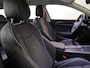 Volkswagen Passat Variant 1.5 eHybrid Business 204 PK PHEV | Navigatie | Trekhaak inklapbaar | Parkeer camera | Stoel- en stuurverwarming |