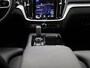 Volvo V60 2.0 T6 Recharge AWD Inscription | Automaat | Trekhaak | Navigatie | Apple Carplay / Android Auto | Camera | Cruise Control | Leder | Stoel-/ Stuur verwarming | Parkeersensoren achter | Climate Control | Lane Assist | LMV |