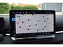 Volkswagen T-Roc Life First Edition | 'App-Connect' draadloze smartphone integratie | Automatische afstandsregeling (Adaptive Cruise Control) | Buitenspiegels elektrisch instel-, verwarm- en inklapbaar