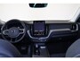 Volvo XC60 2.0 T6 Plug-in hybrid AWD Core Bright - IntelliSafe Assist & Surround - Harman Kardon audio - Verwarmde voorstoelen, stuur & achterbank - Parkeersensoren voor & achter - Draadloze tel. lader - Extra getint glas - 18'LMV