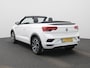 Volkswagen T-Roc Cabrio 1.5 TSI R-Line | Automaat | Apple Carplay / Android Auto | Navigatie | Virtual Cockpit | Stoelverwarming | Adaptieve Cruise Control | Climate Control | Lichtmetalen Velgen |