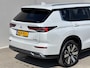 Mitsubishi Outlander 2.4 PHEV Business Edition / 1600kg Trekgewicht / 8 jaar Garantie / Origineel NL Auto / Yamaha Audio Installatie / Navigatie/ Apple Carplay Android Auto / Stuur-& Stoelverwarming / 360 Camera / HUD / Elektrische Achterklep / PHEV AWD 4WD
