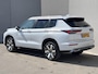 Mitsubishi Outlander 2.4 PHEV Business Edition / 1600kg Trekgewicht / 8 jaar Garantie / Origineel NL Auto / Yamaha Audio Installatie / Navigatie/ Apple Carplay Android Auto / Stuur-& Stoelverwarming / 360 Camera / HUD / Elektrische Achterklep / PHEV AWD 4WD