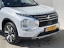 Mitsubishi Outlander 2.4 PHEV Business Edition / 1600kg Trekgewicht / 8 jaar Garantie / Origineel NL Auto / Yamaha Audio Installatie / Navigatie/ Apple Carplay Android Auto / Stuur-& Stoelverwarming / 360 Camera / HUD / Elektrische Achterklep / PHEV AWD 4WD