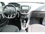 Peugeot 208 1.2 PureTech Signature | Navi | Automaat | Airco