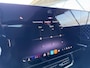 Mercedes-Benz CLA 200 Business Solution AMG 58 kWh EQ | Night | Panoramadak | Distronic | Achteruitrijcamera| Dodehoekassistent | Stoelverwarming |
