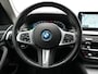 BMW 5-Serie Touring 530e Business Edition Plus PHEV 293pk Dealer O.H. | Trekhaak Af Fabriek | Adaptive Cruise | 360 Camera | Lederen Comfortzetels Verwarmd | Blis | Apple Carplay | Hifi Audio | 19"L.M | Plug In Hybrid |