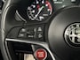 Alfa Romeo Stelvio 2.0 T AWD B-Tech - Leder - Pano - Camera -