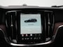 Volvo V60 T8 Plug-in hybrid AWD Ultra Dark HEICO | Custum Wrap | 21" | Extra getint glas | Full-LED koplampen | HEICO SPORTIV achterskirt met sporteinddemper