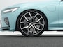 Volvo V60 T8 Plug-in hybrid AWD Ultra Dark HEICO | Custum Wrap | 21" | Extra getint glas | Full-LED koplampen | HEICO SPORTIV achterskirt met sporteinddemper