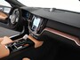 Volvo V60 T8 Plug-in hybrid AWD Ultra Dark HEICO | Custum Wrap | 21" | Extra getint glas | Full-LED koplampen | HEICO SPORTIV achterskirt met sporteinddemper