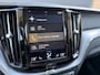 Volvo XC60 2.0 B5 Momentum Pro | Trekhaak | Camera