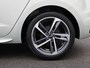 Audi A1 Sportback 25 TFSI S edition l Adaptive cruise control l Climate control l Dodehoekdetectie l Stoelverwarming l Navigatie l Audi smartphone interface l Privacy glas l Optiekpakket zwart plus l Ledkoplampen l Audi sound system