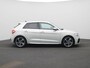 Audi A1 Sportback 25 TFSI S edition l Adaptive cruise control l Climate control l Dodehoekdetectie l Stoelverwarming l Navigatie l Audi smartphone interface l Privacy glas l Optiekpakket zwart plus l Ledkoplampen l Audi sound system