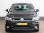 Volkswagen Tiguan 2.0 TSI 4Motion Highline | Wegklapbare trekhaak (220kg) | Parkeersensoren | Climate control | Adaptive cruise control |