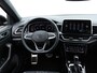 Volkswagen T-Roc 1.5 TSI R-Line | Elektrische kofferbakklep | Navigatie via telefoon | Achteruitrijcamera | Stoel & stuurverwarming | Keyless acces |
