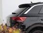 Volkswagen T-Roc 1.5 TSI R-Line | Elektrische kofferbakklep | Navigatie via telefoon | Achteruitrijcamera | Stoel & stuurverwarming | Keyless acces |