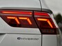 Volkswagen Tiguan 1.4 TSI eHybrid R-Line | Panoramadak | LED | Trekhaak | Business+ | Camera | Adapt Cruise | Marge auto