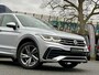 Volkswagen Tiguan 1.4 TSI eHybrid R-Line | Panoramadak | LED | Trekhaak | Business+ | Camera | Adapt Cruise | Marge auto
