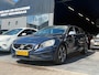 Volvo V60 1.6 T3 R-Design|2e eig|NAP|AUT|PDC|Trekhaak|Cruise