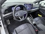 Volkswagen Golf 1.5 eTSI R-Line | 360 Camera | ACC | Stuur-/Stoelverwarming | Matrix LED | Parkeerhulp | Carplay | 18'' |