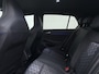 Volkswagen Golf 1.5 eTSI R-Line | 360 Camera | ACC | Stuur-/Stoelverwarming | Matrix LED | Parkeerhulp | Carplay | 18'' |