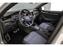 Skoda Octavia Combi Sportline Tour 1.5 eTSI 150pk DSG Automaat Trekhaak, Adaptive cruise control, Elektrische achterklep, LED matrix koplampen, Navigatie, Achteruitrijcamera