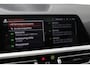 BMW 3-Serie Touring 330i High Executive | M-Sport | Panoramadak | Stoelverwarming | PDC V+A | 18 Inch