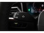 BMW 3-Serie Touring 330i High Executive | M-Sport | Panoramadak | Stoelverwarming | PDC V+A | 18 Inch