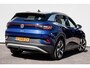 Volkswagen ID.4 First Pro 77 kWh SOH 89% Trekhaak/ Stoel-stuurverwarming/ Camera/ Navigatie/ Carplay/ Sfeerverlichting/ Full led/ 20" Lmv