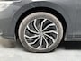 Volkswagen Golf 1.0 eTSI Life / AUTOMAAT/ CLIMA/ STOELVERWARM./ CRUISE/ DIGITAL DASH/ APP-CONNECT/ PARK. SENSOREN/ 17"LMV