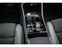 Volvo XC40 1.5 T5 Plug-in Hybrid Plus Bright | PHEV | Achteruitrijcamera | Harman Kardon Audio | Keyless Entry | Elektrische Achterklep | Navigatie | Apple Carplay | Android Auto | Elektrisch Verstelbare Voorstoelen | Stoelverwarming