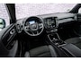 Volvo XC40 1.5 T5 Plug-in Hybrid Plus Bright | PHEV | Achteruitrijcamera | Harman Kardon Audio | Keyless Entry | Elektrische Achterklep | Navigatie | Apple Carplay | Android Auto | Elektrisch Verstelbare Voorstoelen | Stoelverwarming