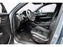 Volvo XC40 1.5 T5 Plug-in Hybrid Plus Bright | PHEV | Achteruitrijcamera | Harman Kardon Audio | Keyless Entry | Elektrische Achterklep | Navigatie | Apple Carplay | Android Auto | Elektrisch Verstelbare Voorstoelen | Stoelverwarming